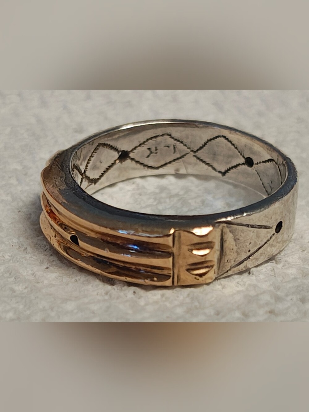 Vintage Atlantis Style 16K Gold & Silver Ring Size 5.5